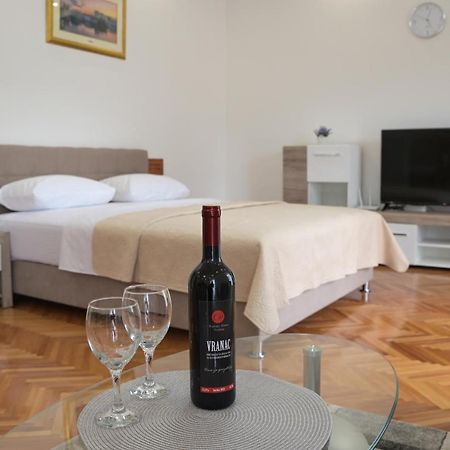 Apartman Simovic Требинье Экстерьер фото