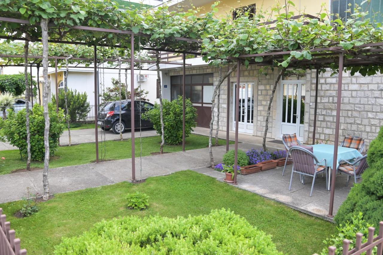 Apartman Simovic Требинье Экстерьер фото